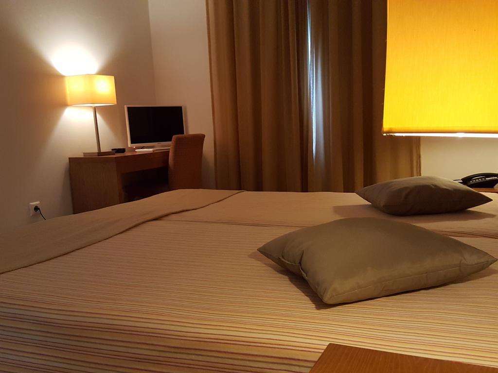 Hotel Jose Alberto Viseu Ruang foto