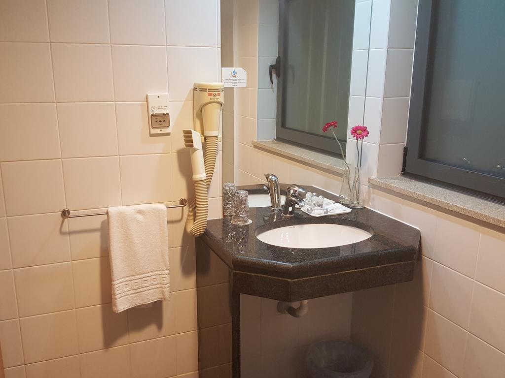 Hotel Jose Alberto Viseu Ruang foto